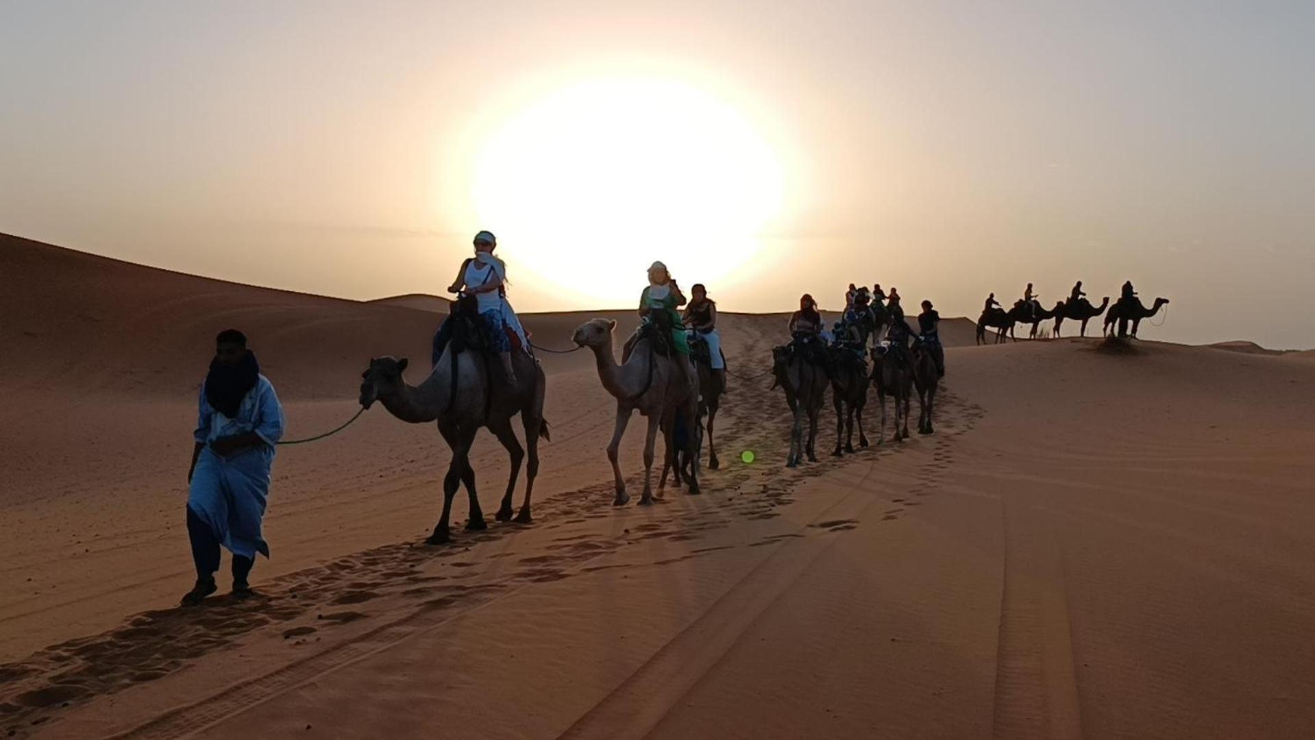 Riad Kasbah Le Touareg Merzouga Exteriör bild