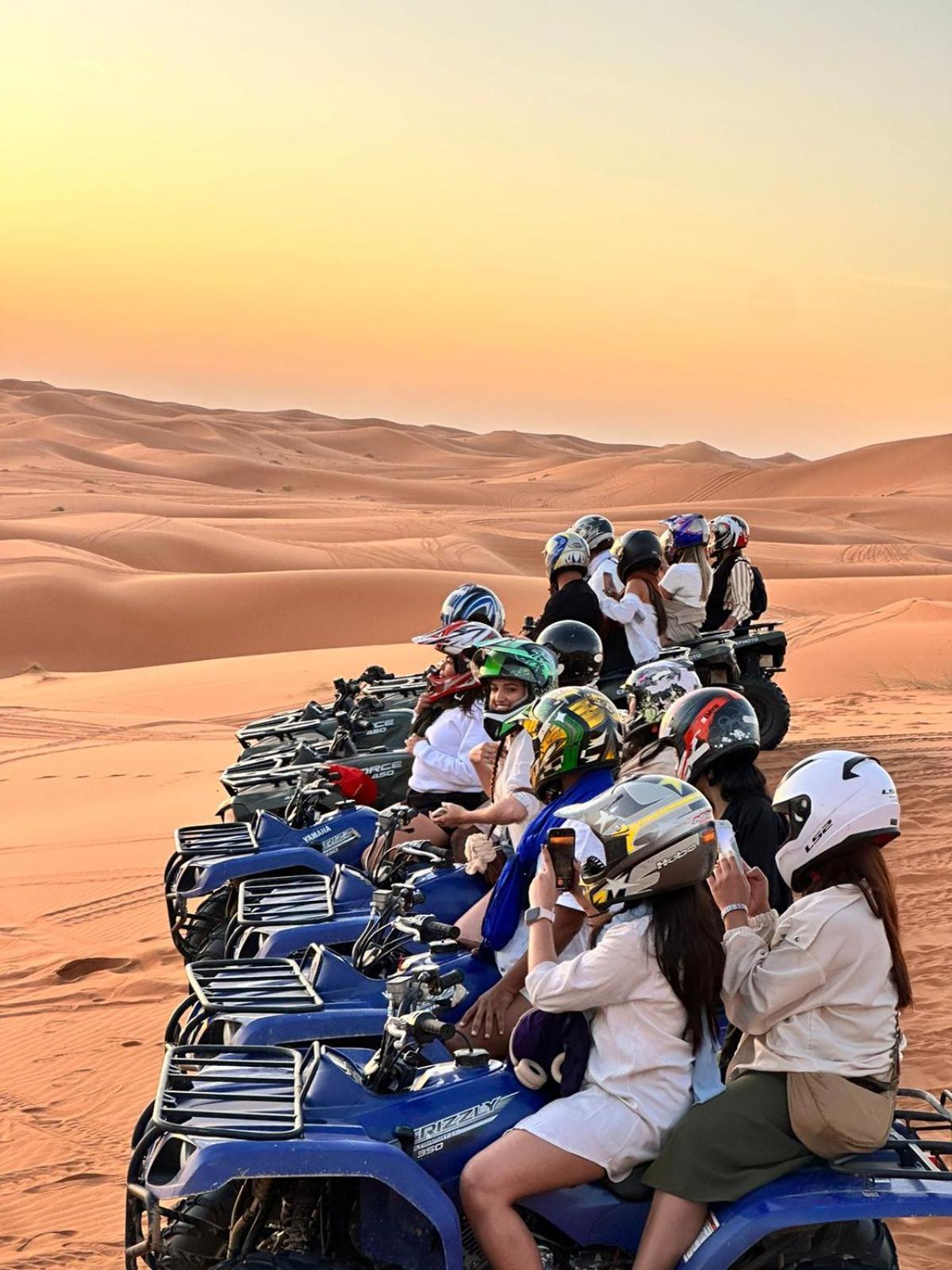 Riad Kasbah Le Touareg Merzouga Exteriör bild